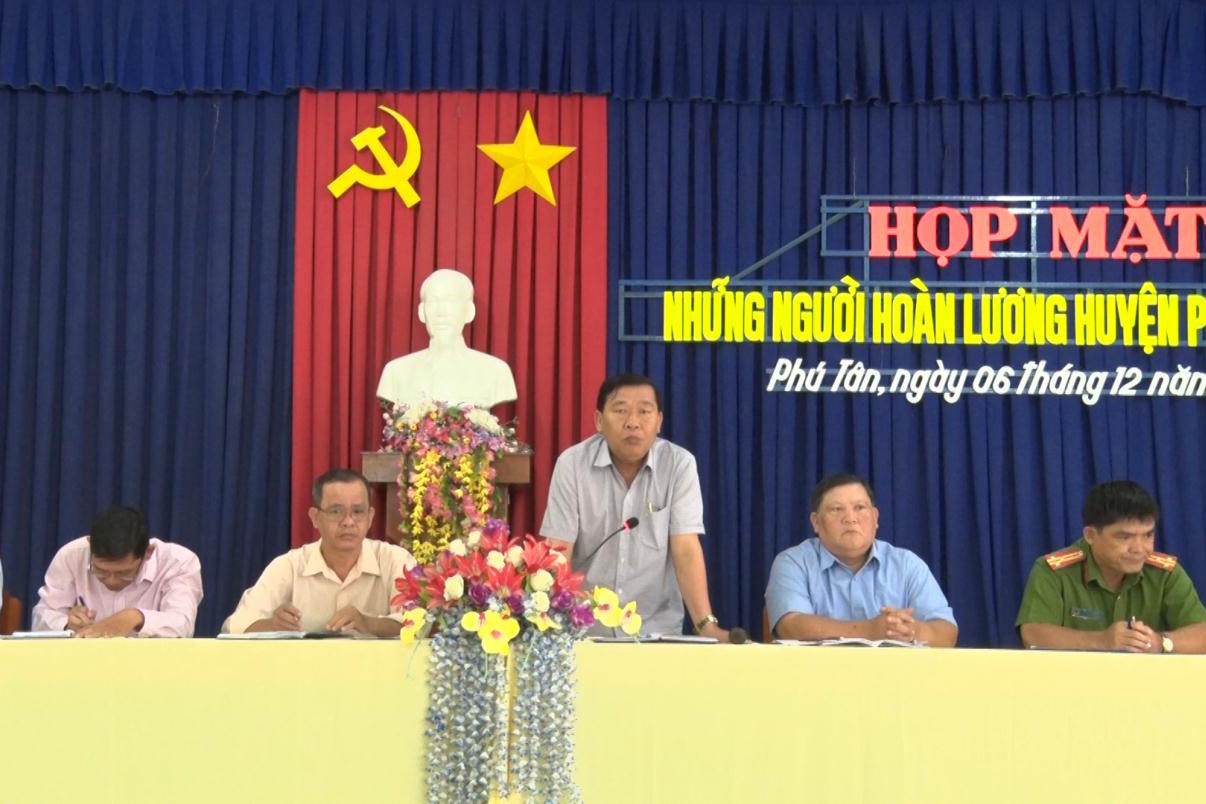 2019/12/12/hop mat nguoi hoan luong.jpg